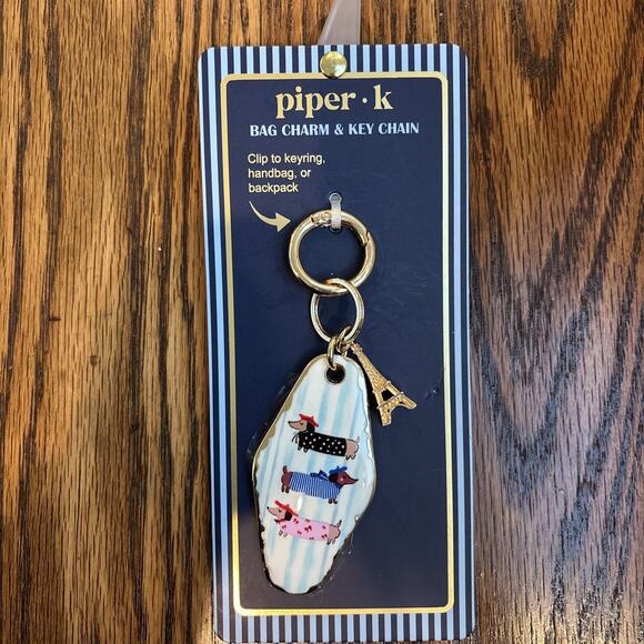 VIRAL Piper K Dachshund Dogs Sweaters Eiffel Tower Paris Key Chain & Bag Charm - Picture 3 of 4